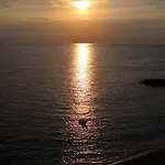Sea Palace Hotel 4*