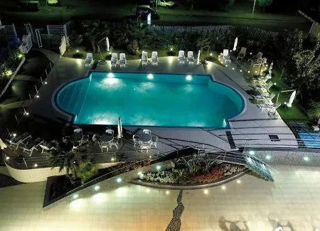 호텔 Sea Palace 4*