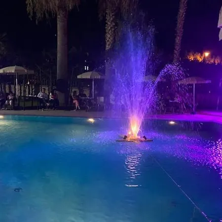 Szálloda Sea Palace 4*