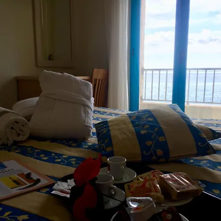 Sea Palace Szálloda 4*