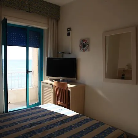 Sea Palace 호텔 4*