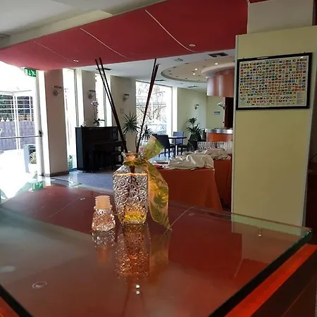 호텔 Sea Palace 4*