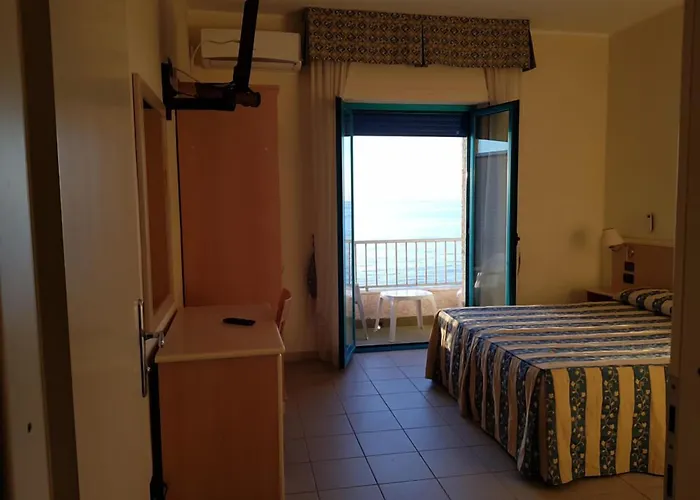 海洋皇宫酒店 酒店 4*