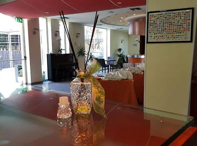 酒店 海洋皇宫酒店 4*